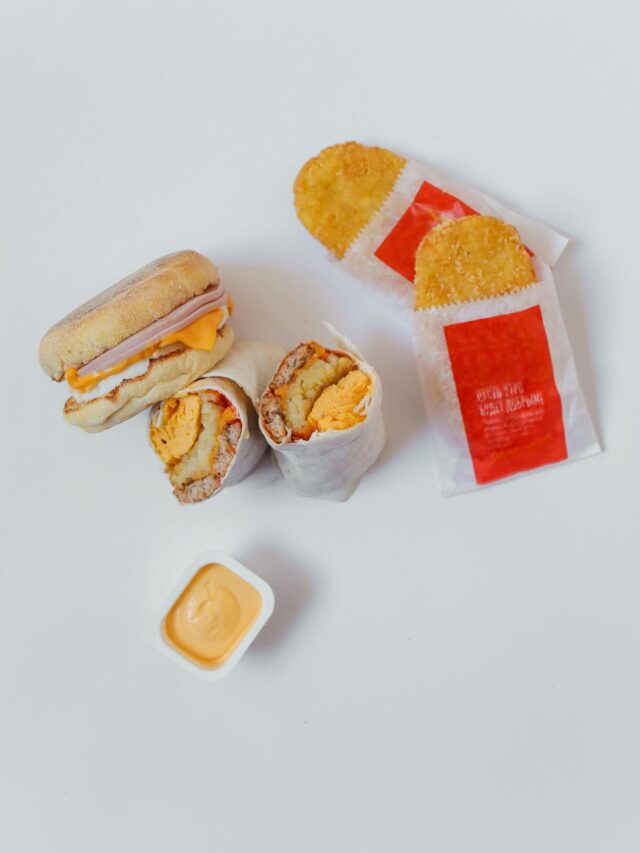 Here's Exactly What Goes Into Wendy's Breakfast Burrito